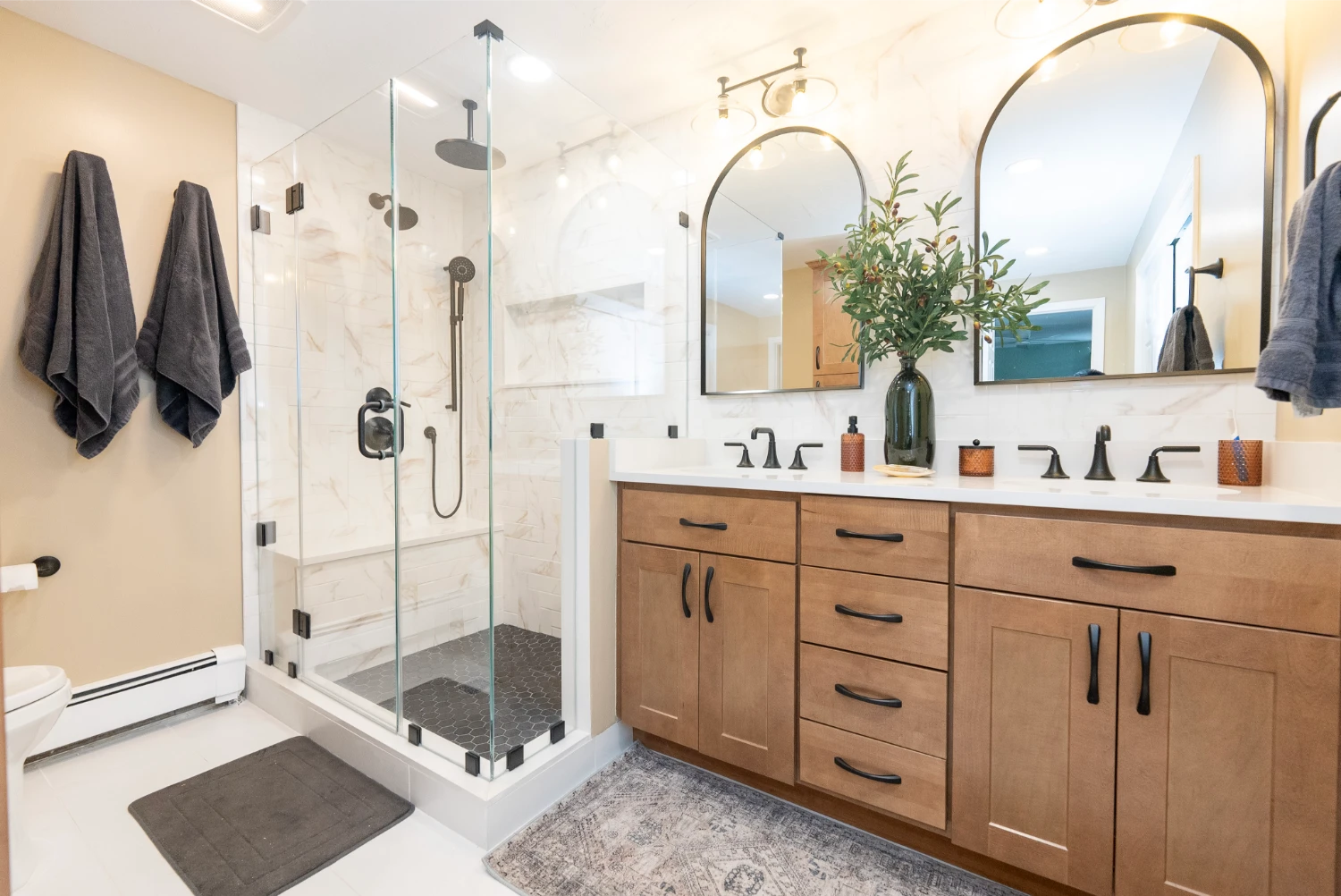 photo of a beautiful and modern remodeled bathroom